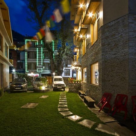 Lonchenpa B&B Manāli Dış mekan fotoğraf