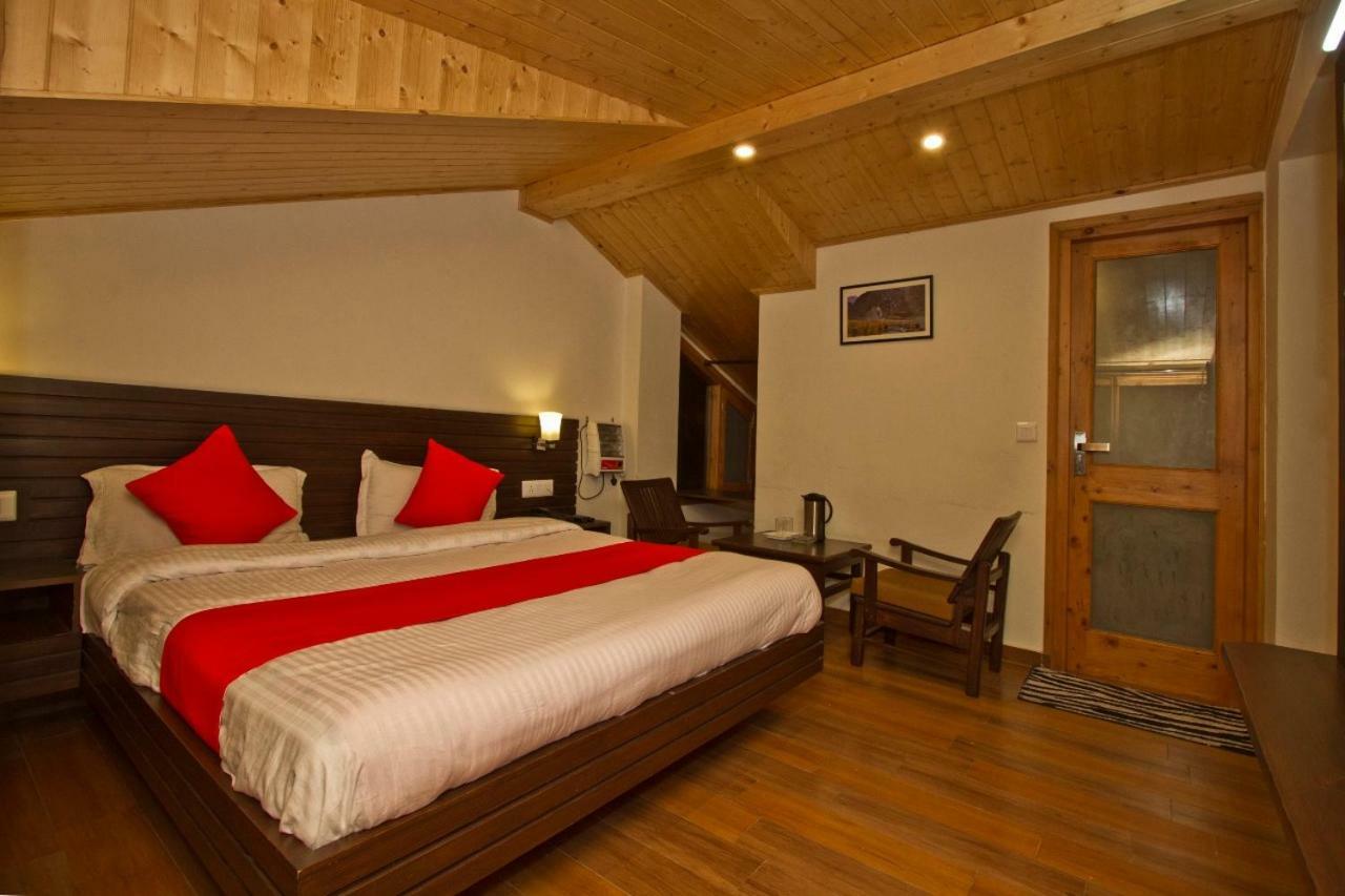 Lonchenpa B&B Manāli Dış mekan fotoğraf