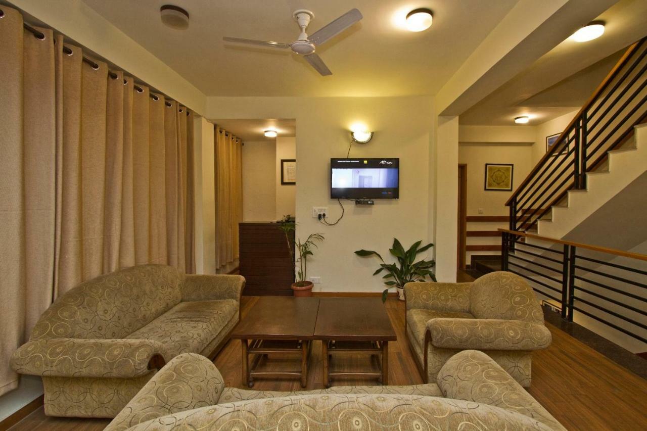 Lonchenpa B&B Manāli Dış mekan fotoğraf