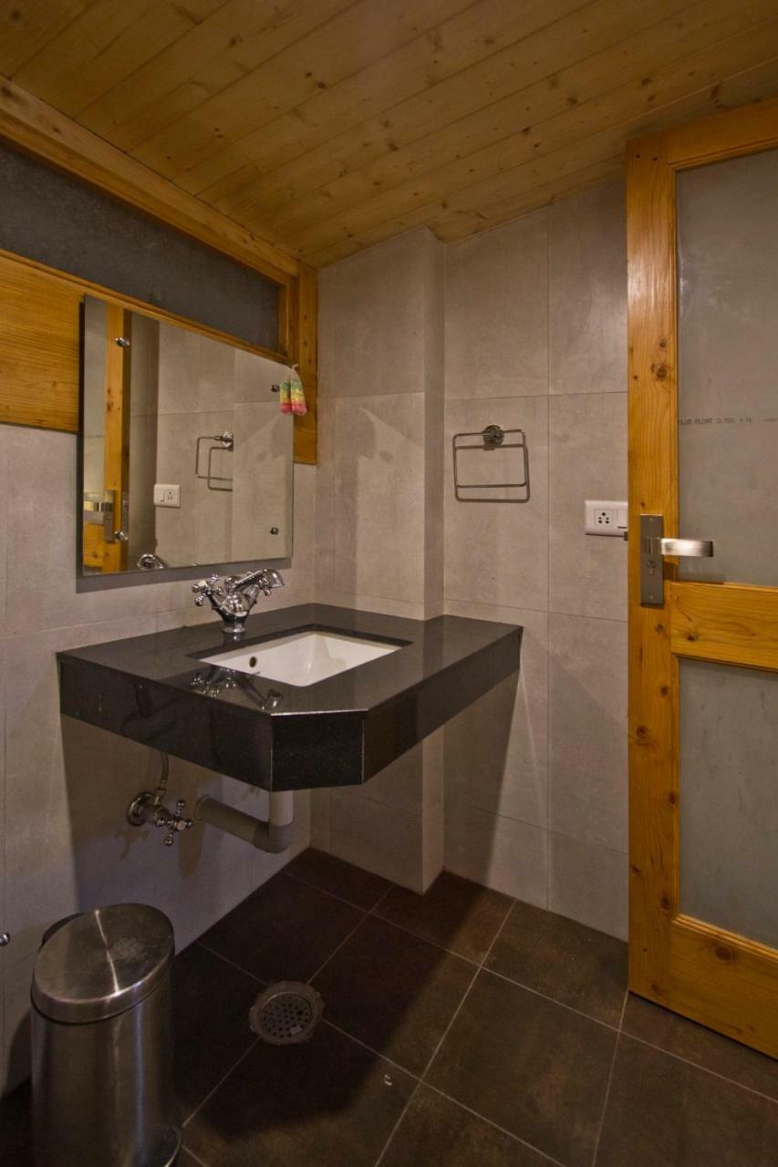Lonchenpa B&B Manāli Dış mekan fotoğraf